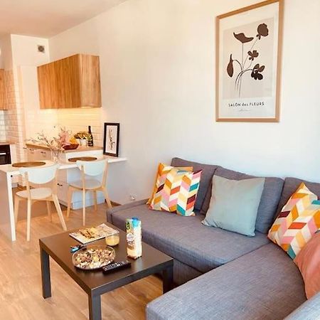 Spacious,Stylish And Comfortable 2 Room Apartment With Million Dollar View Варшава Экстерьер фото