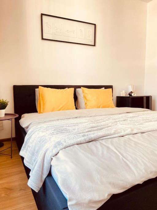 Spacious,Stylish And Comfortable 2 Room Apartment With Million Dollar View Варшава Экстерьер фото