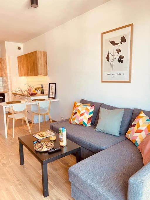 Spacious,Stylish And Comfortable 2 Room Apartment With Million Dollar View Варшава Экстерьер фото