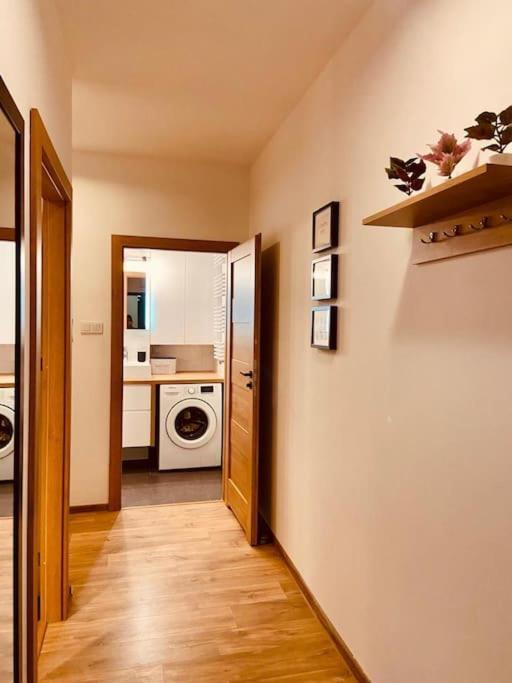 Spacious,Stylish And Comfortable 2 Room Apartment With Million Dollar View Варшава Экстерьер фото