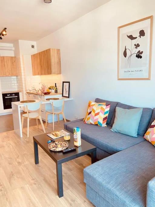 Spacious,Stylish And Comfortable 2 Room Apartment With Million Dollar View Варшава Экстерьер фото